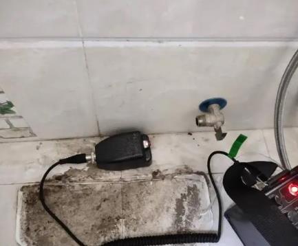 封开屋顶漏水维修公司分享下卫生间漏水的危害及解决方法